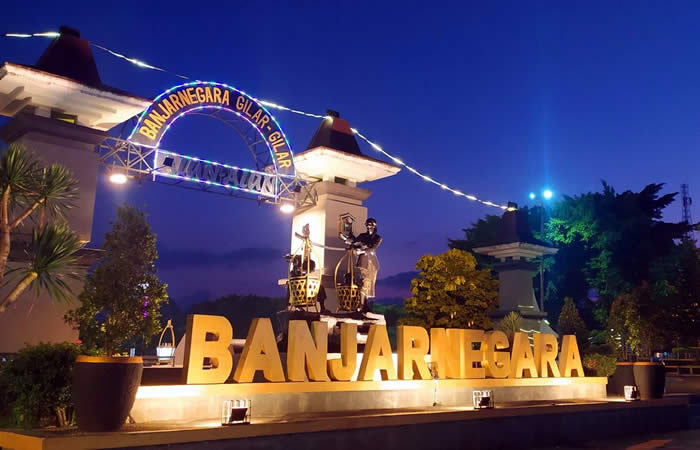 Antar Jemput Bandara Surabaya ke Banjarnegara Jawa Tengah dan Carter Mobil.