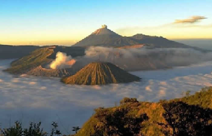 Antar Jemput Bandara Surabaya ke Bromo Jawa Timur dan Carter Mobil.