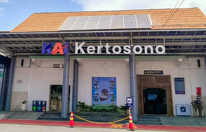 Antar Jemput Bandara Surabaya ke Kertosono Jawa Timur dan Carter Mobil.