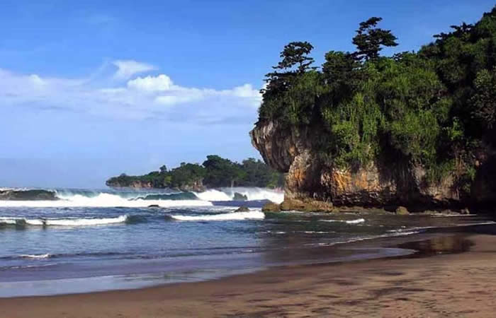 Antar Jemput Bandara Surabaya ke Lebak Banten dan Carter Mobil.