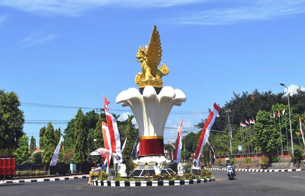 Antar Jemput Bandara Surabaya ke Singaraja Bali dan Carter Mobil.