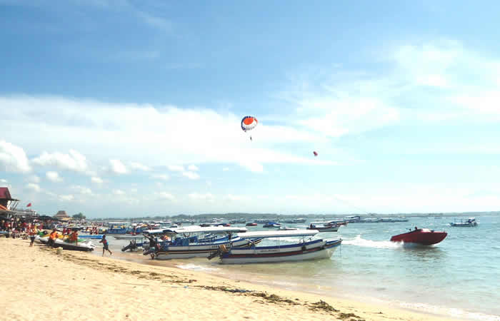Antar Jemput Bandara Surabaya ke Tanjung Benoa Bali dan Carter Mobil.
